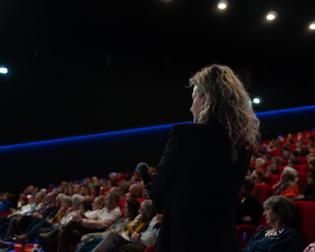 Maud Ankaoua en conférence à Perpignan au